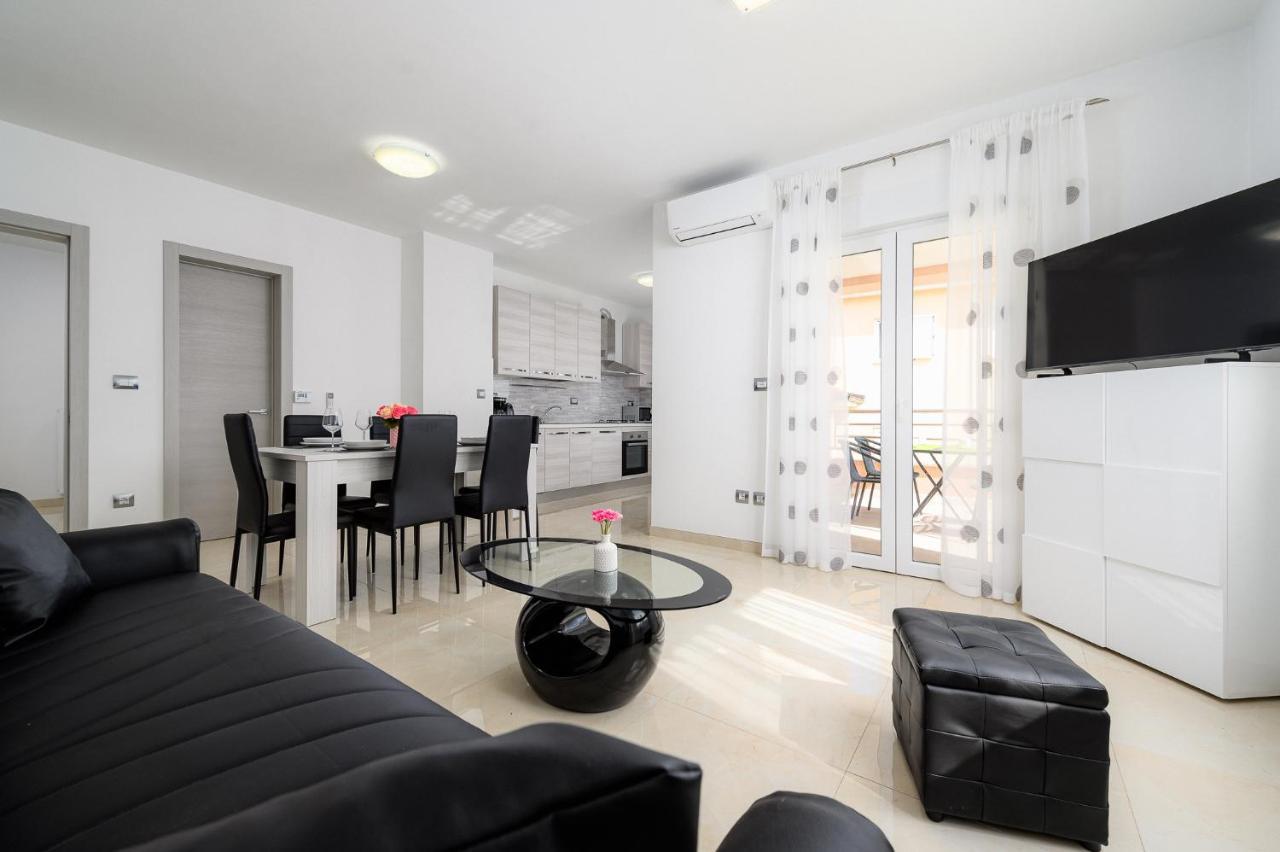 Stancija Amoroso Porec Apartments Bagian luar foto