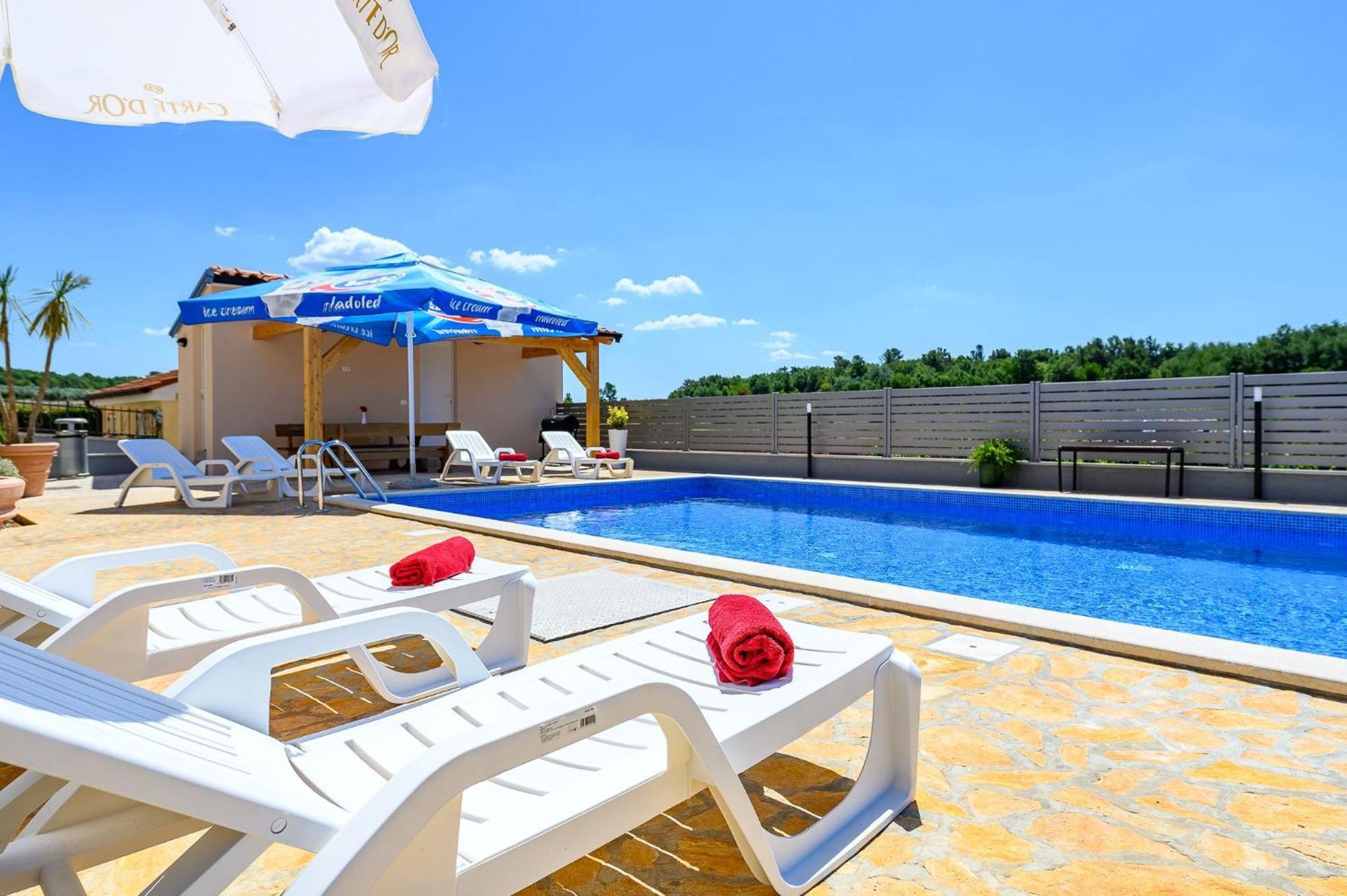 Stancija Amoroso Porec Apartments Bagian luar foto